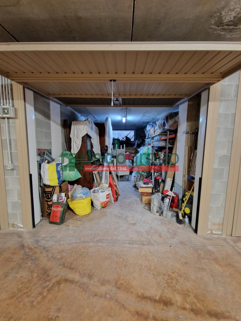 Vendita Monovano, Livorno foto