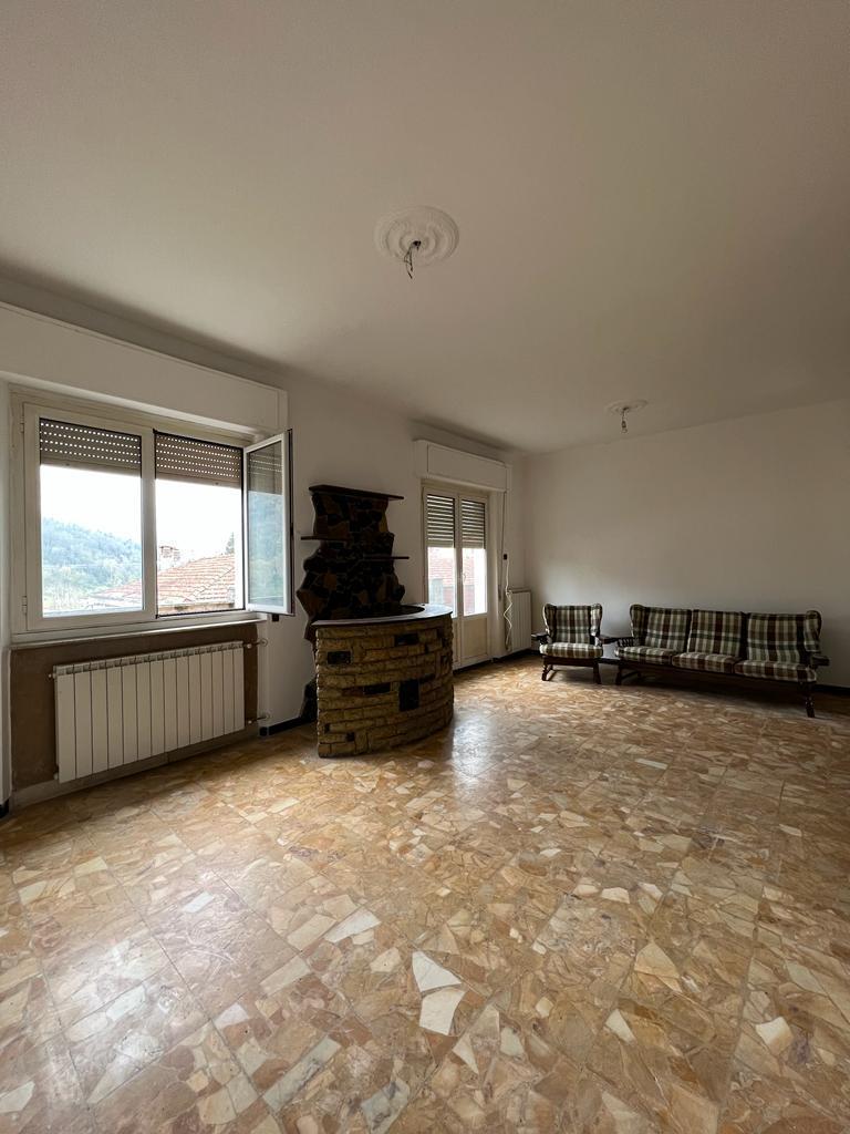 Vendita Esavani, Aulla foto