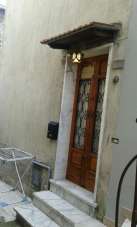 Affitto Trivani, Luni