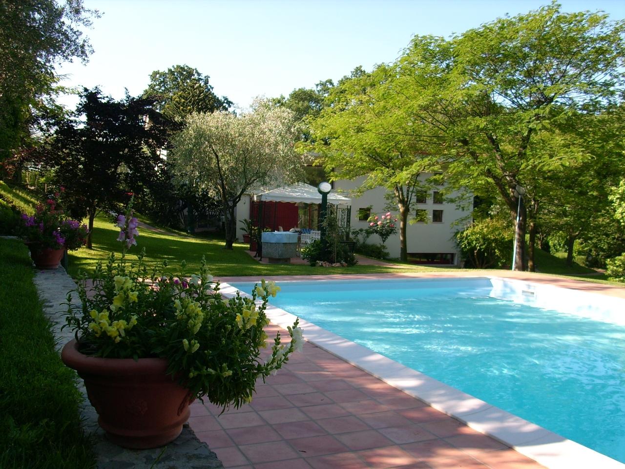 Vendita Multivani, Sarzana Vendita Multivani, Sarzana foto