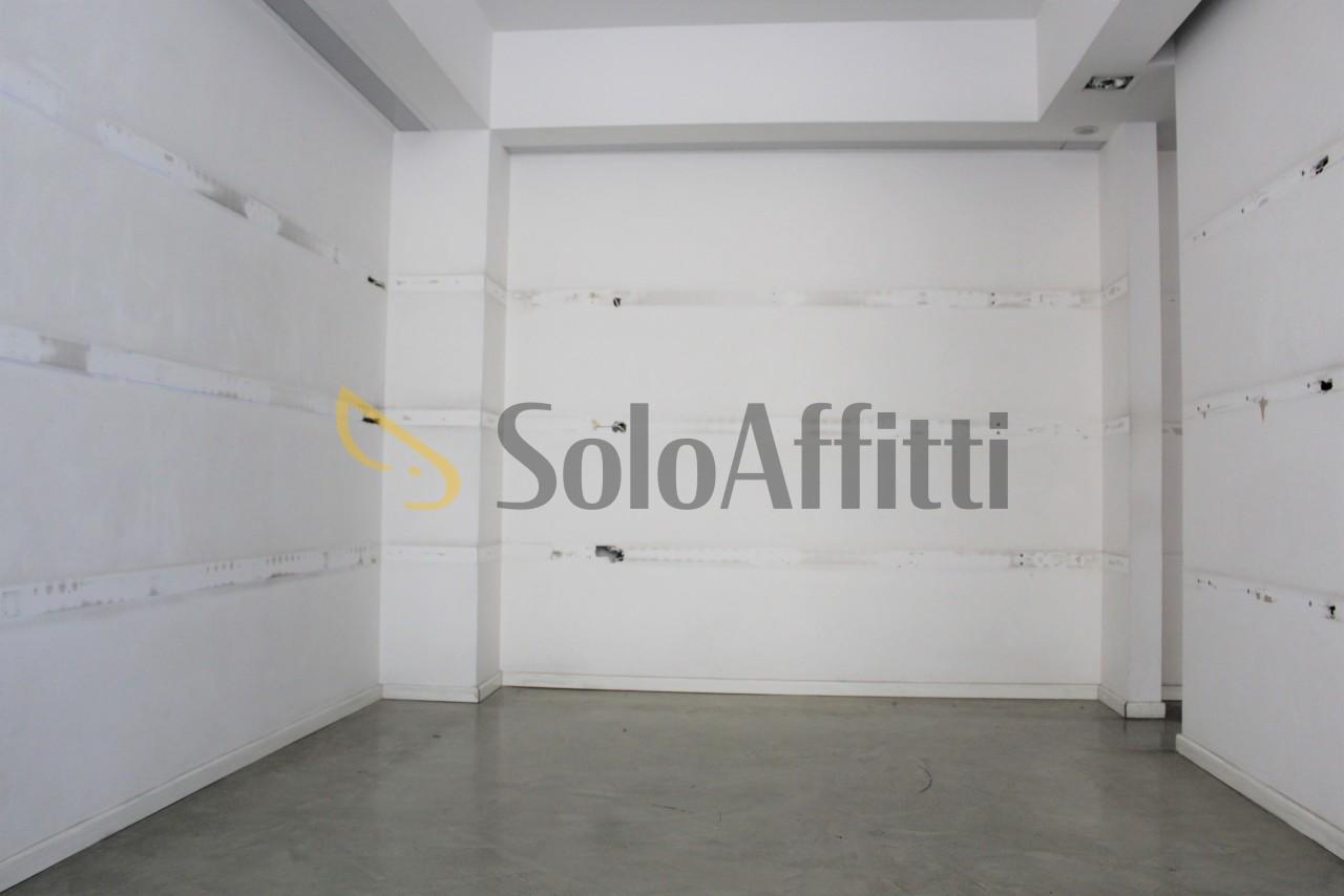 Affitto 3 vetrine, Sciacca foto