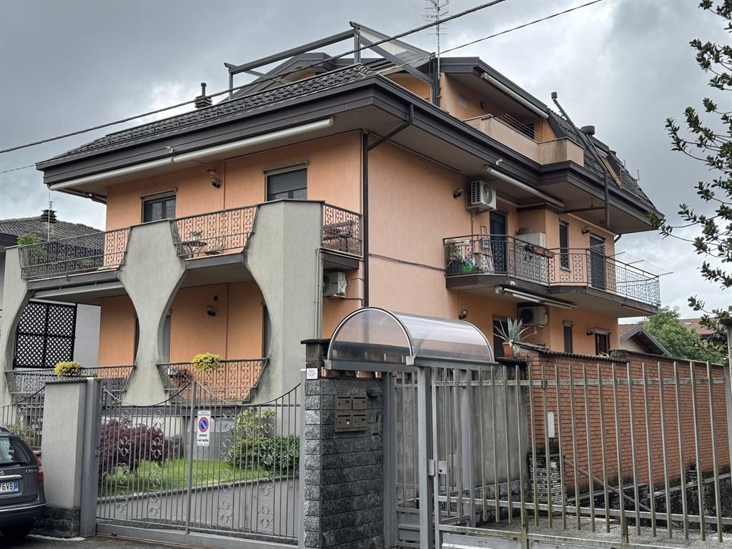 Vendita Appartamento, Caronno Pertusella foto
