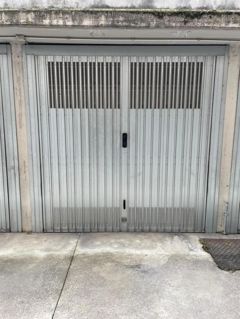 Vendita Box, Limbiate foto