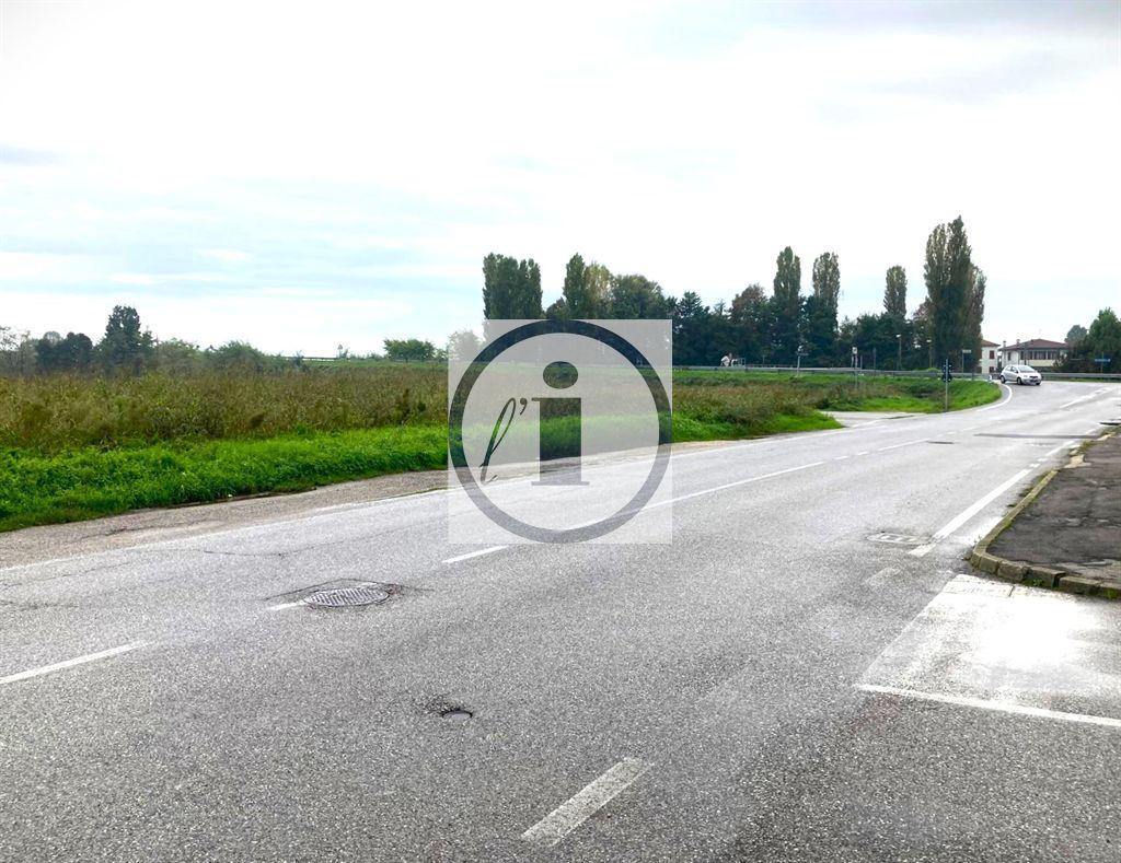 Vendita Terreno Residenziale, Due Carrare foto