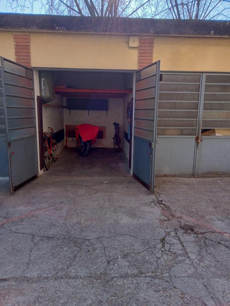 Vendita Box, Torino foto
