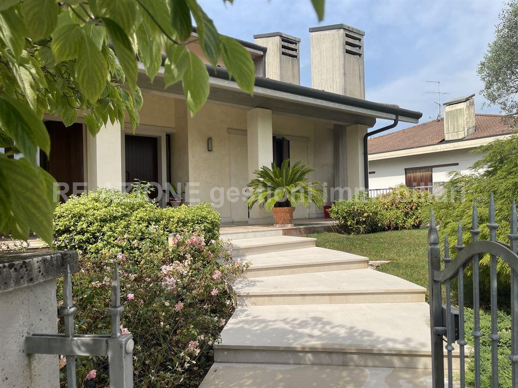 Vendita Villa, Creazzo foto