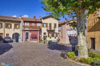 Vendita Casa Indipendente, Varenna Vendita Casa Indipendente, Varenna