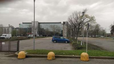 Vendita Magazzino, Assago