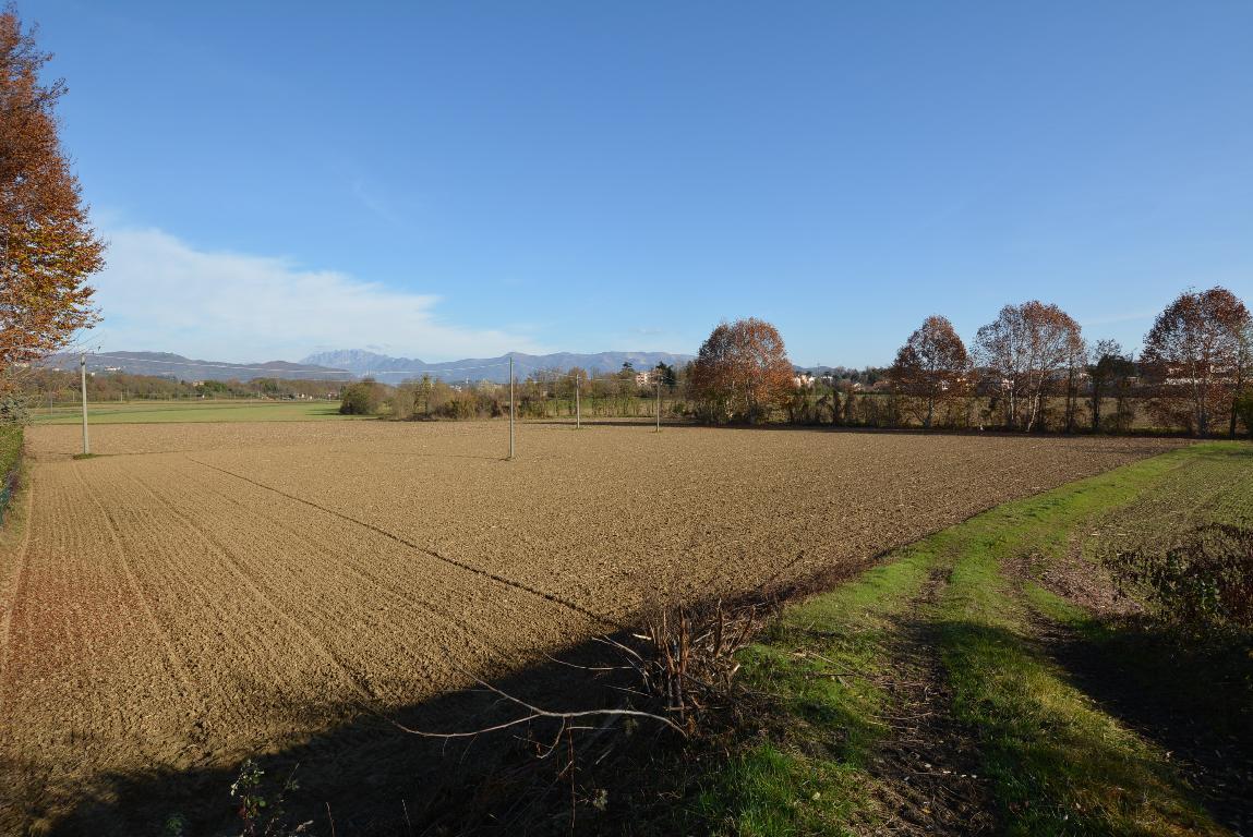 Vendita Terreno Agricolo, Osnago foto