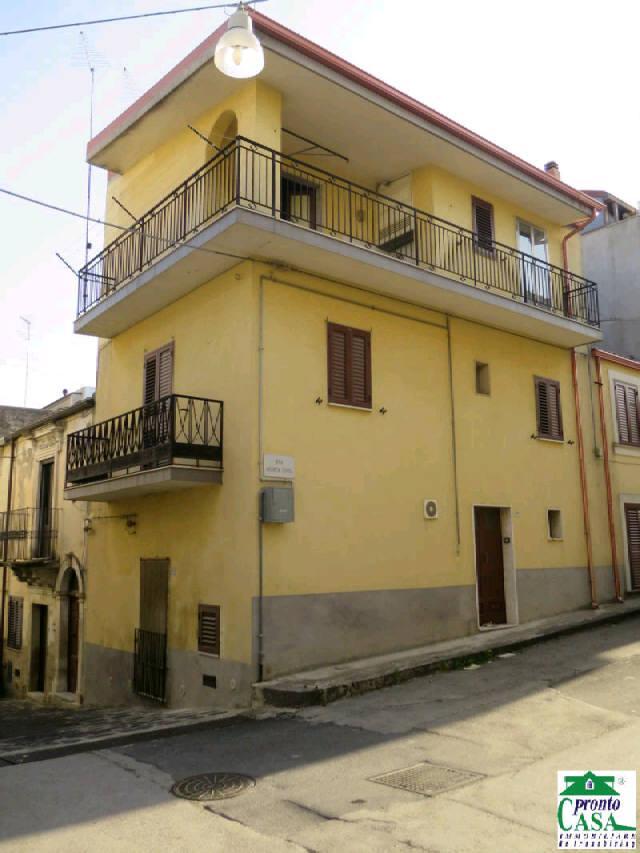 Vendita Casa Indipendente, Giarratana foto