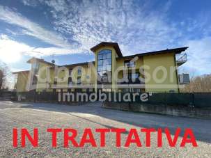 Vendita Appartamento, Bregano Vendita Appartamento, Bregano