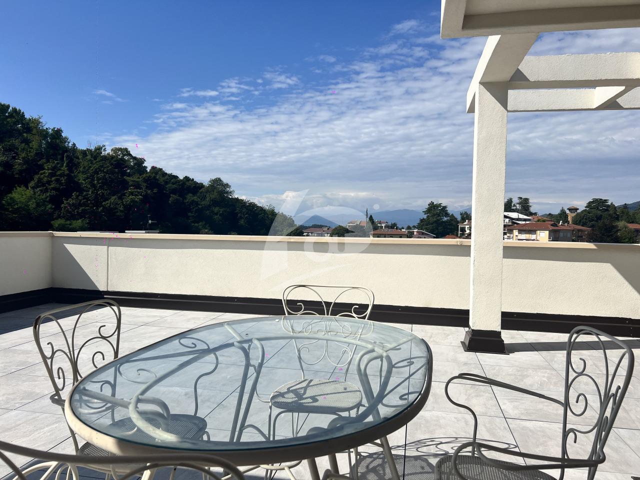 Vendita Pentavani, Varese foto