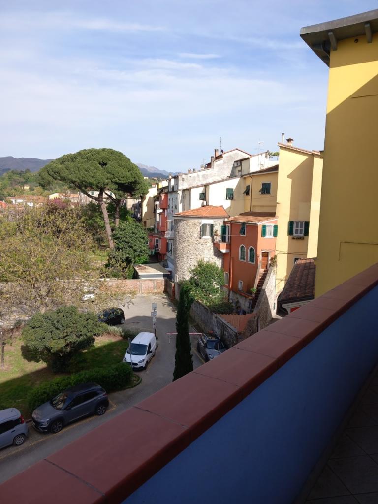 Vendita Esavani, Sarzana foto