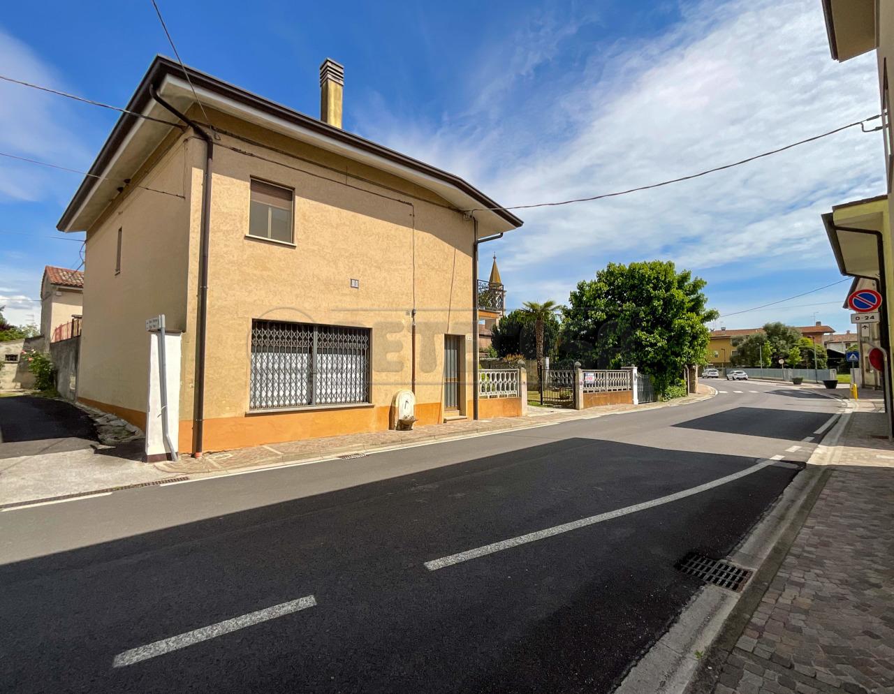 Vendita Multivani, Carlino Vendita Multivani, Carlino foto