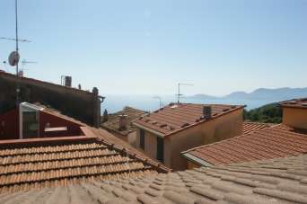 Vendita Esavani, Ameglia