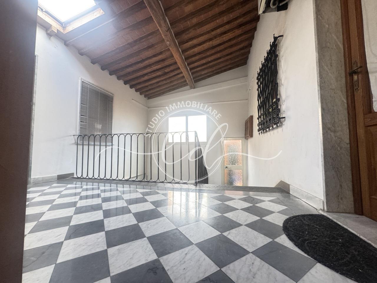 Affitto Quadrivani, Pietrasanta Affitto Quadrivani, Pietrasanta foto