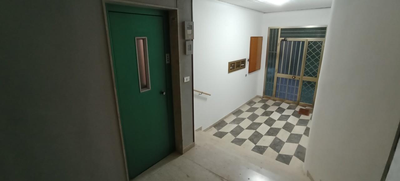 Vendita Esavani, Ragusa foto