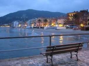 Vendita Quadrivani, Alassio