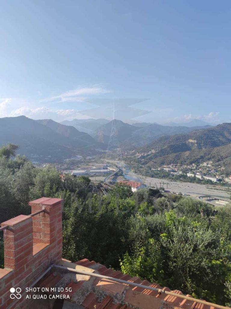 Vendita Quadrivani, Ventimiglia Vendita Quadrivani, Ventimiglia foto