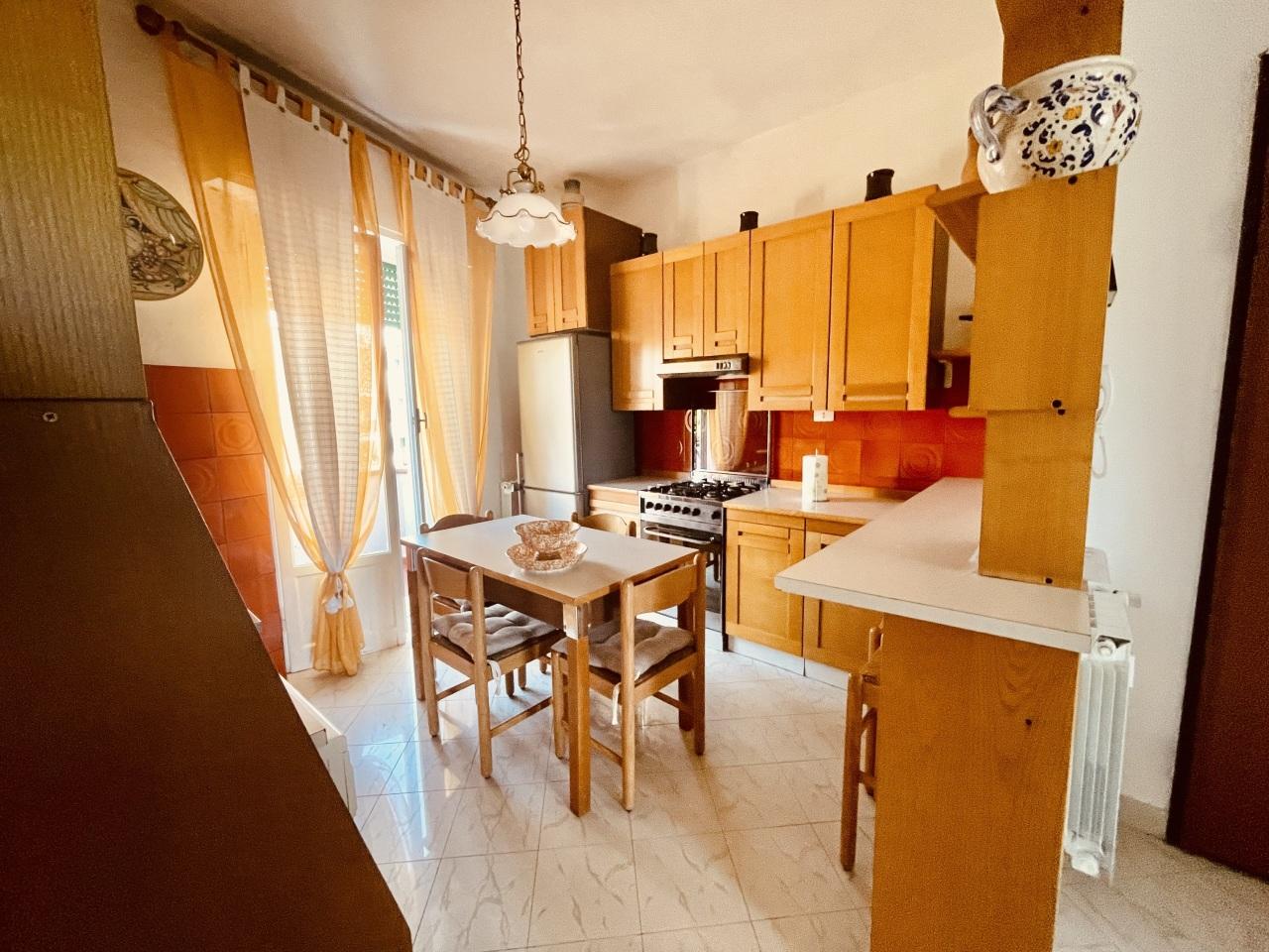 Vendita Quadrivani, Sarzana foto