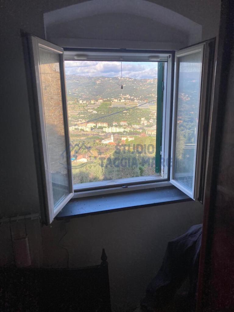 Vendita Quadrivani, Imperia foto