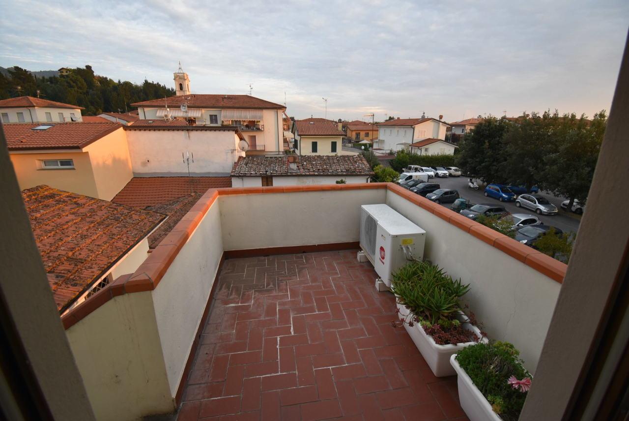 Vendita Pentavani, Camaiore Vendita Pentavani, Camaiore foto