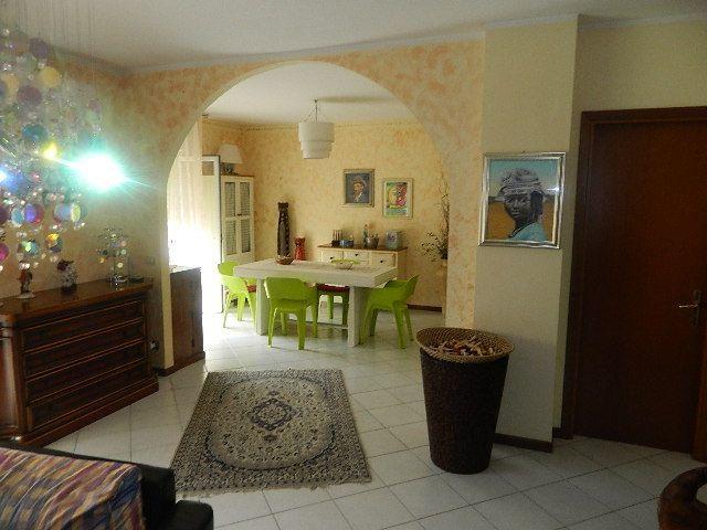 Vendita Quadrivani, Carrara foto