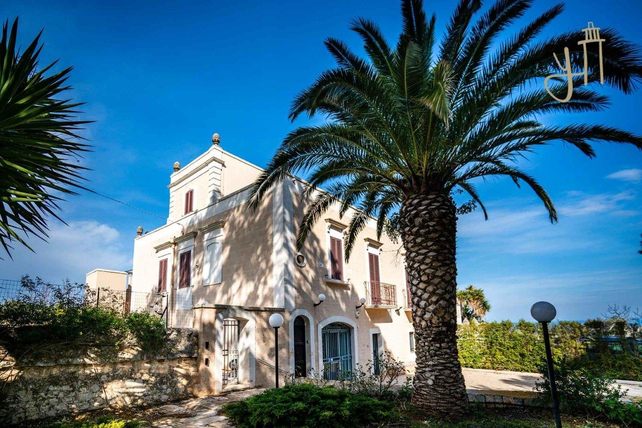 Vendita Eptavani, Polignano a Mare foto