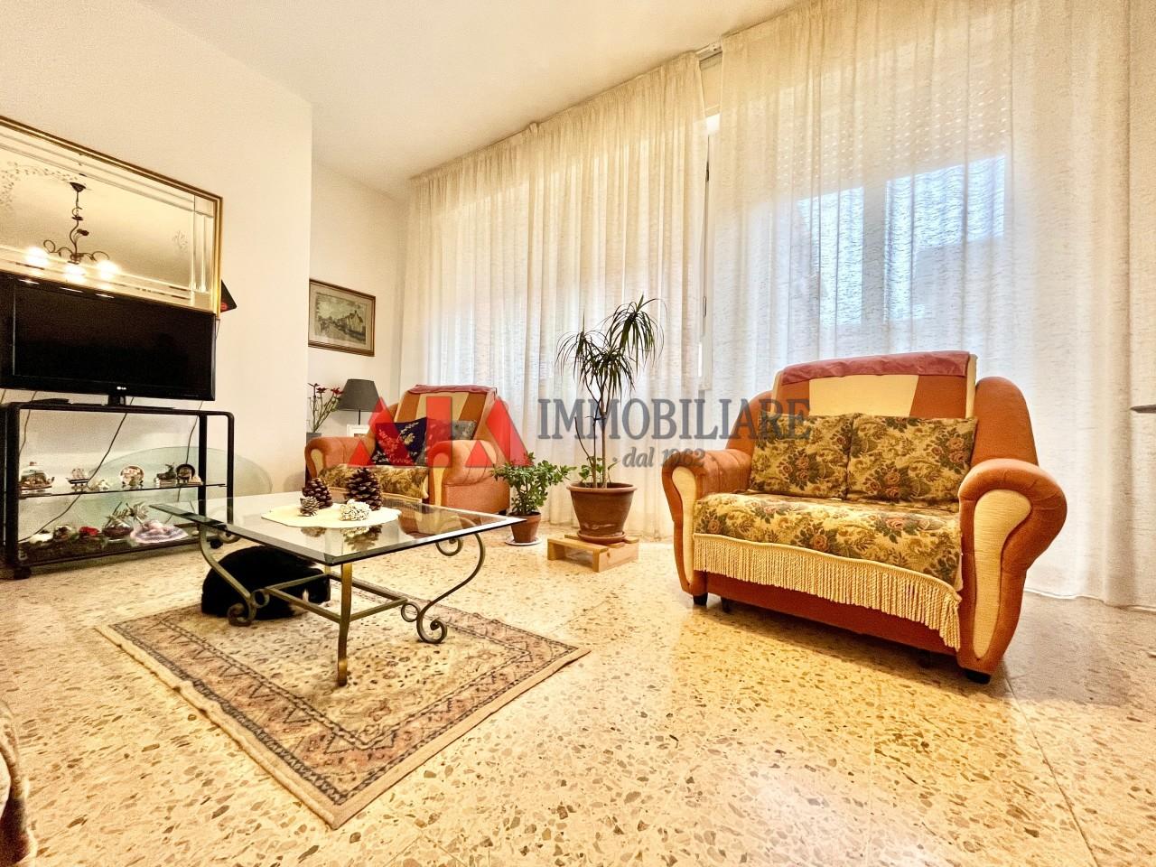 Vendita Pentavani, Pontedera Vendita Pentavani, Pontedera foto