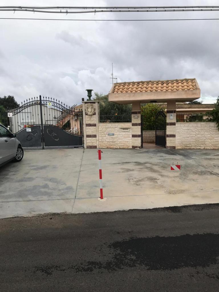 Vendita Esavani, Modica Vendita Esavani, Modica foto