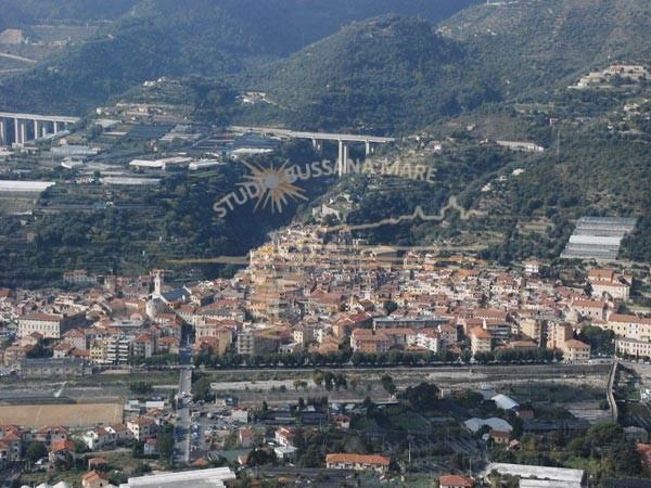 Vendita Trivani, Taggia foto