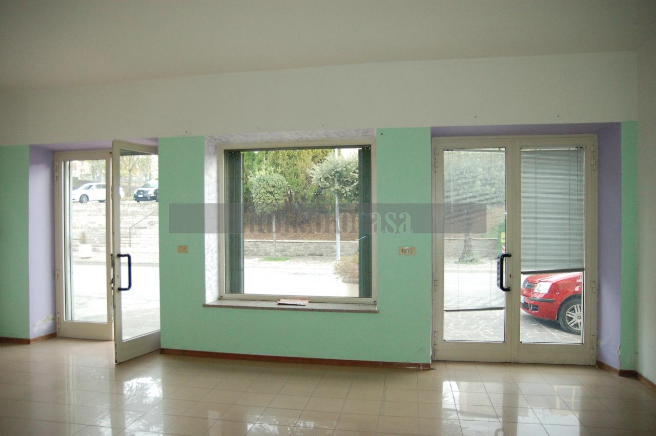 Affitto Monovano, Valfabbrica foto