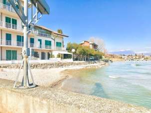 Vendita Quadrivani, Sirmione