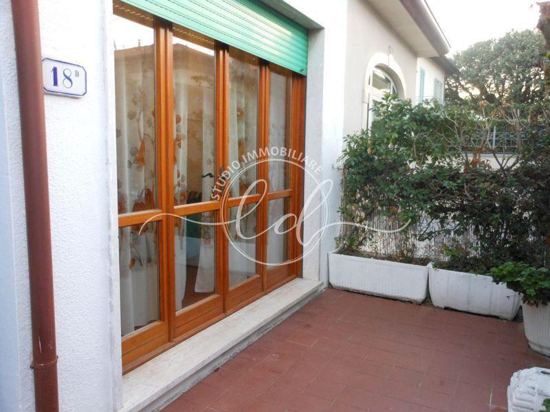 Affitto Quadrivani, Forte dei Marmi Affitto Quadrivani, Forte dei Marmi foto