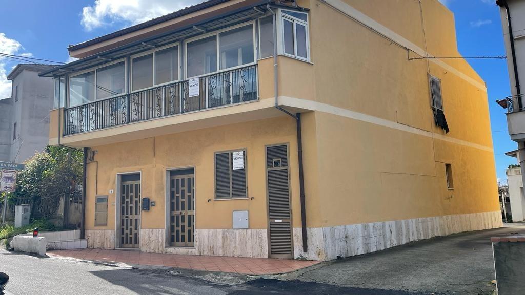 Vendita Multivani, Ricadi foto