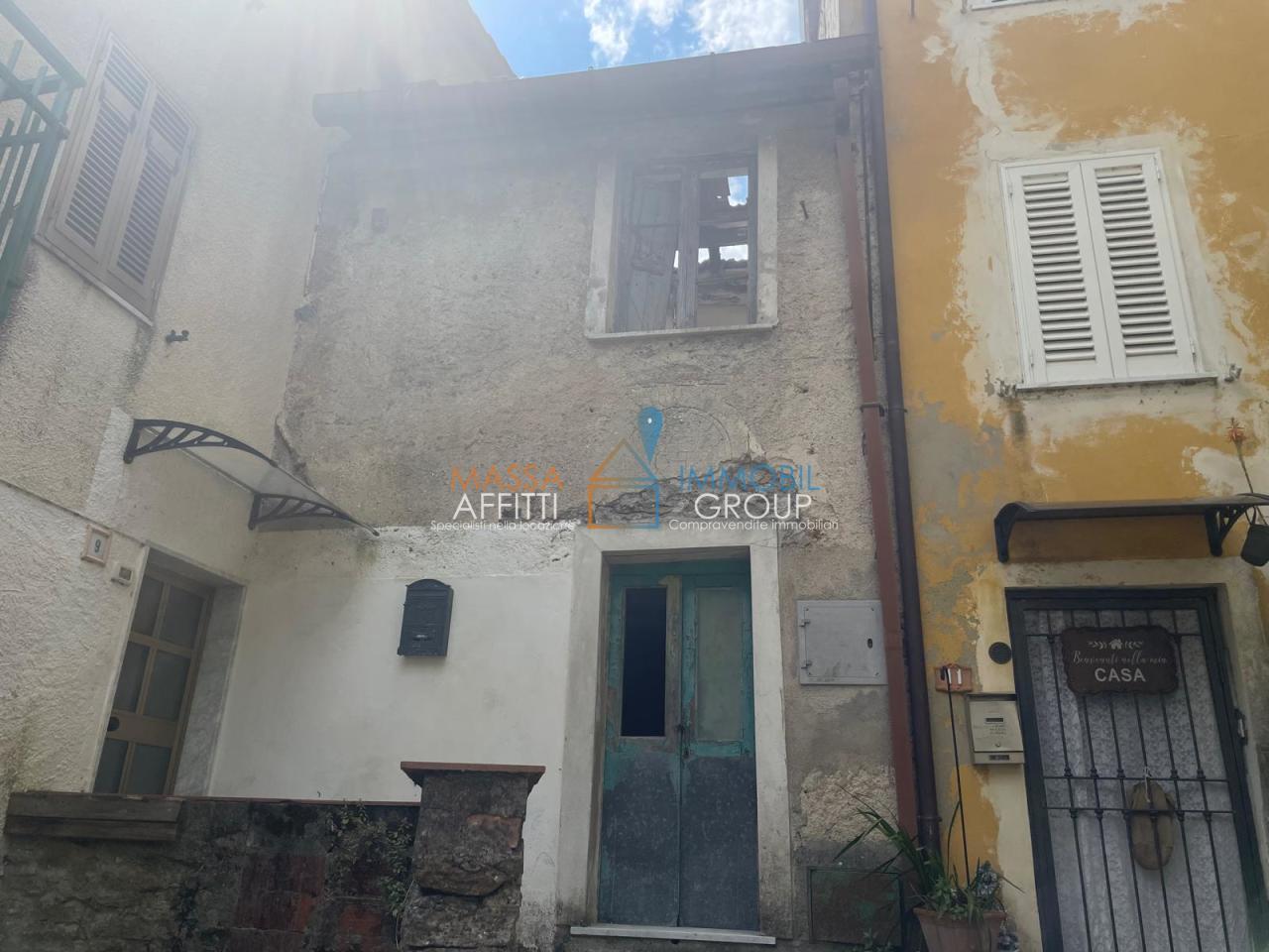 Vendita Quadrivani, Massa foto