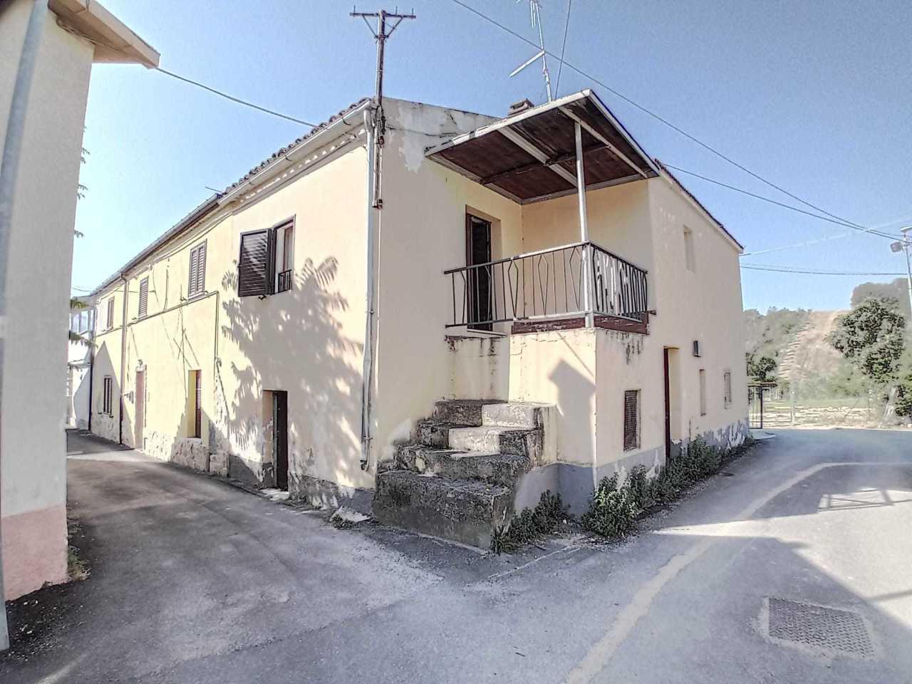 Vendita Pentavani, Alanno Vendita Pentavani, Alanno foto