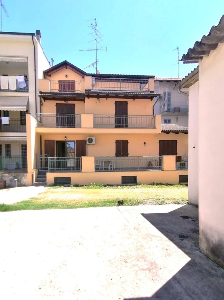 Vendita Trivani, Vercelli foto
