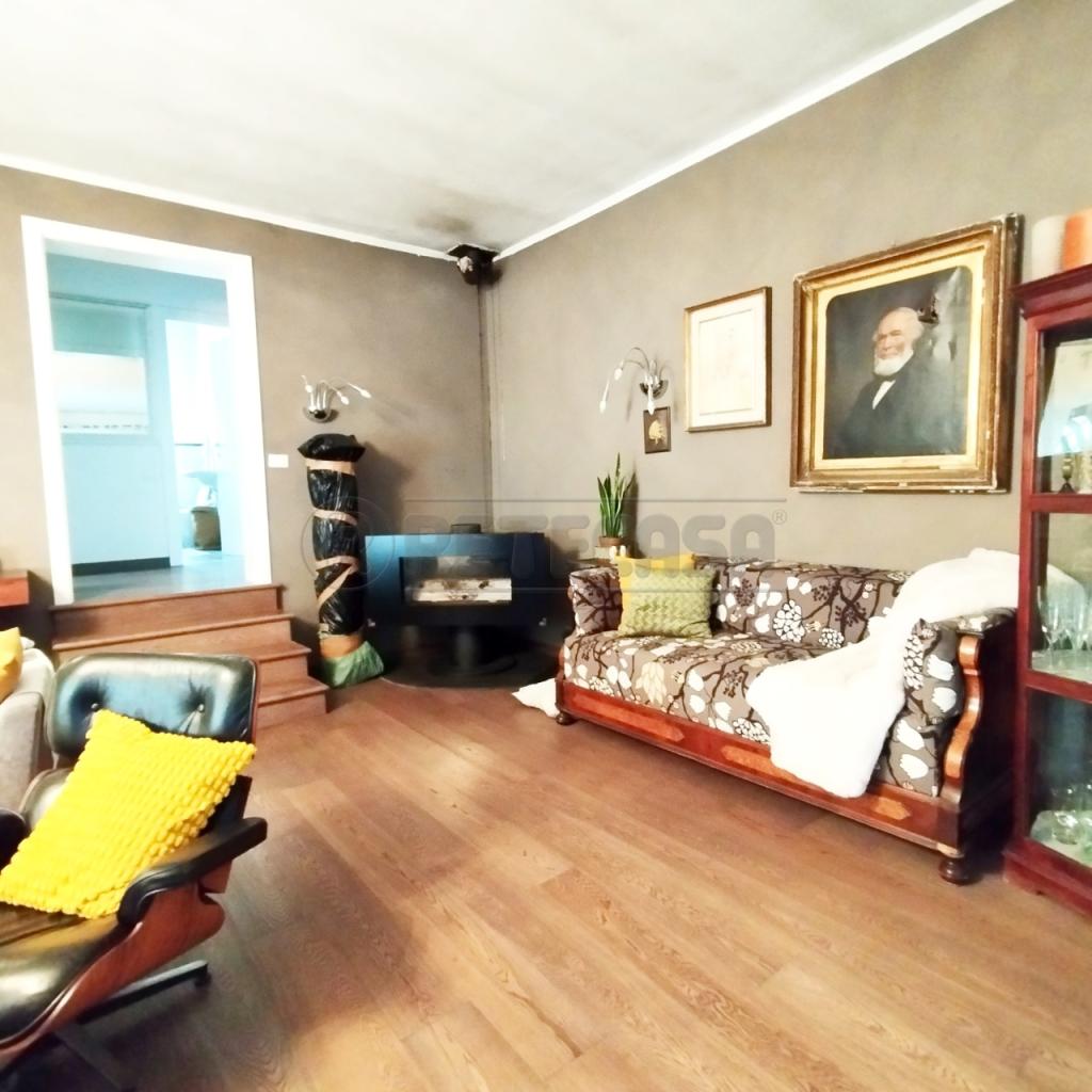 Vendita Eptavani, Costabissara foto