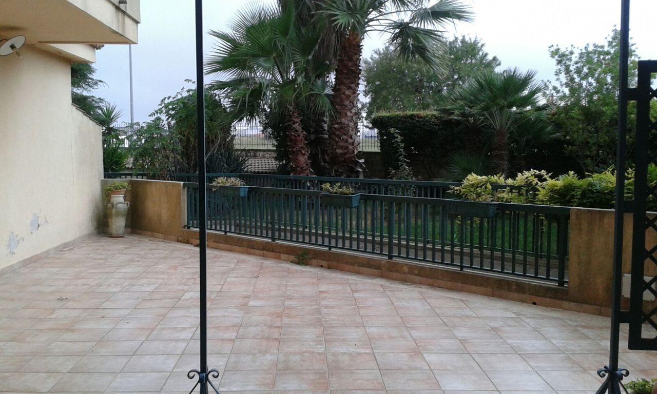 Vendita Esavani, Ragusa foto