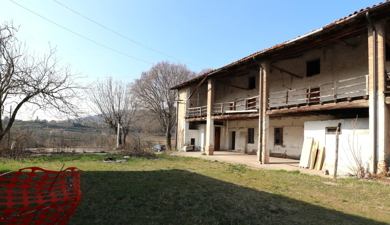 Vendita Terreni, Capriolo foto