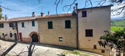 Vendita Pentavani, Todi