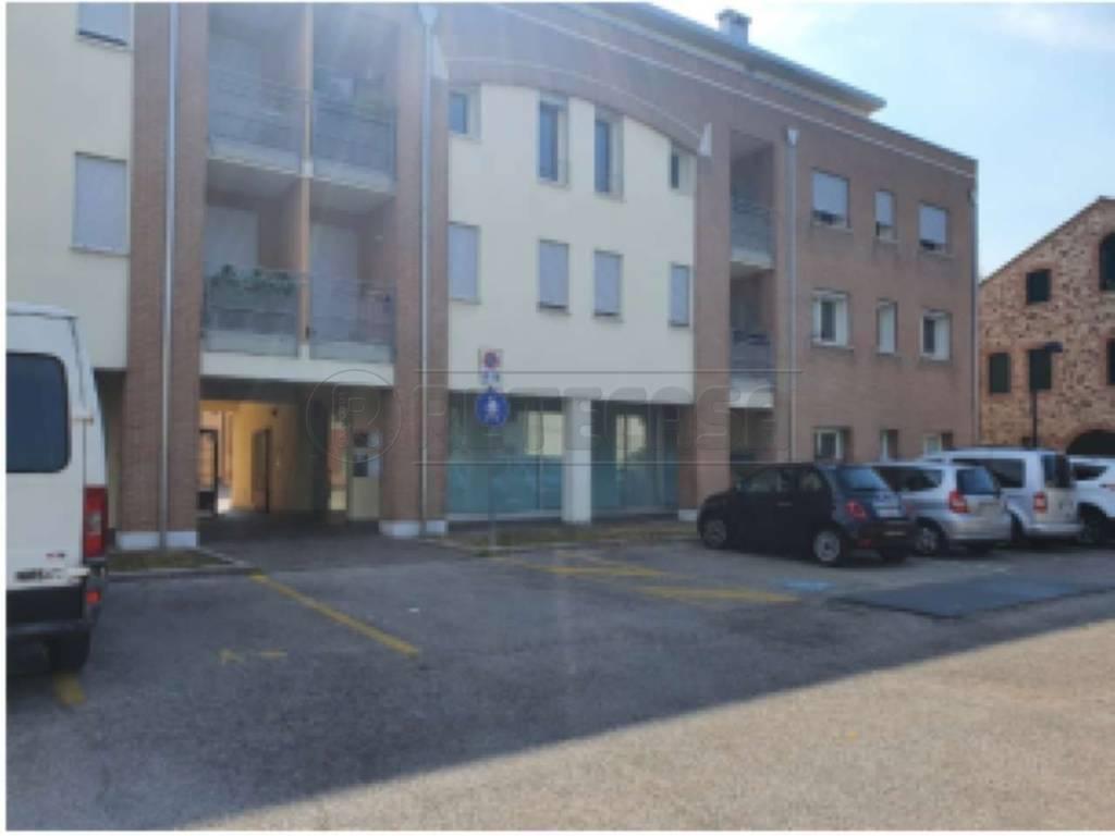 Vendita Monovano, Thiene foto