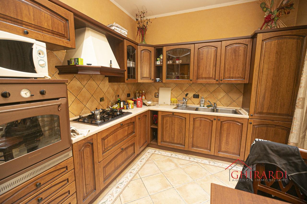 Vendita Pentavani, Genova Vendita Pentavani, Genova foto