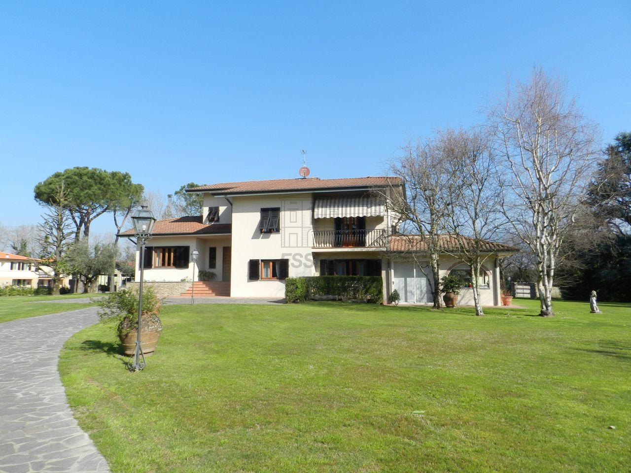 Vendita Multivani, Lucca foto