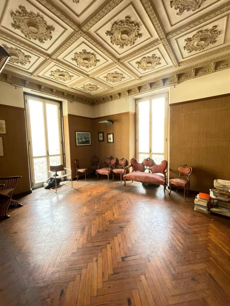 Vendita Eptavani, La Spezia foto