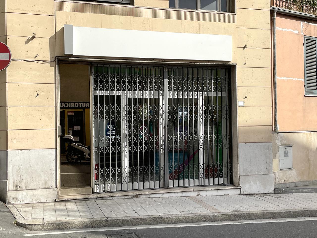 Sale Business premises, Sanremo foto