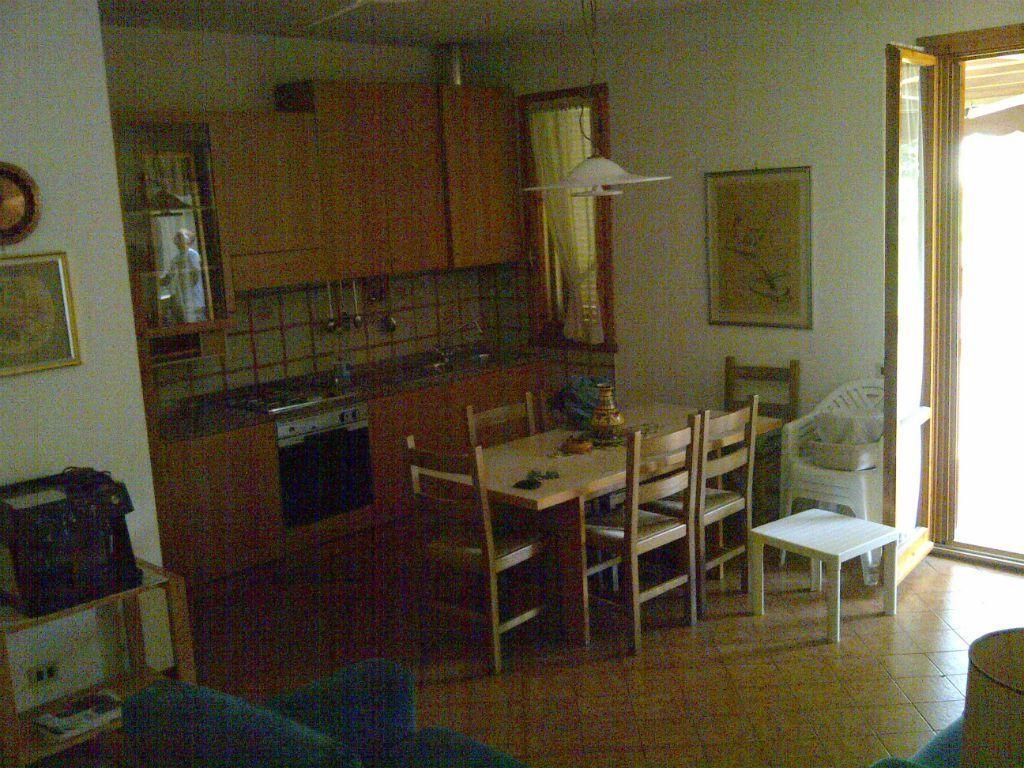 Vendita Trivani, Massa foto