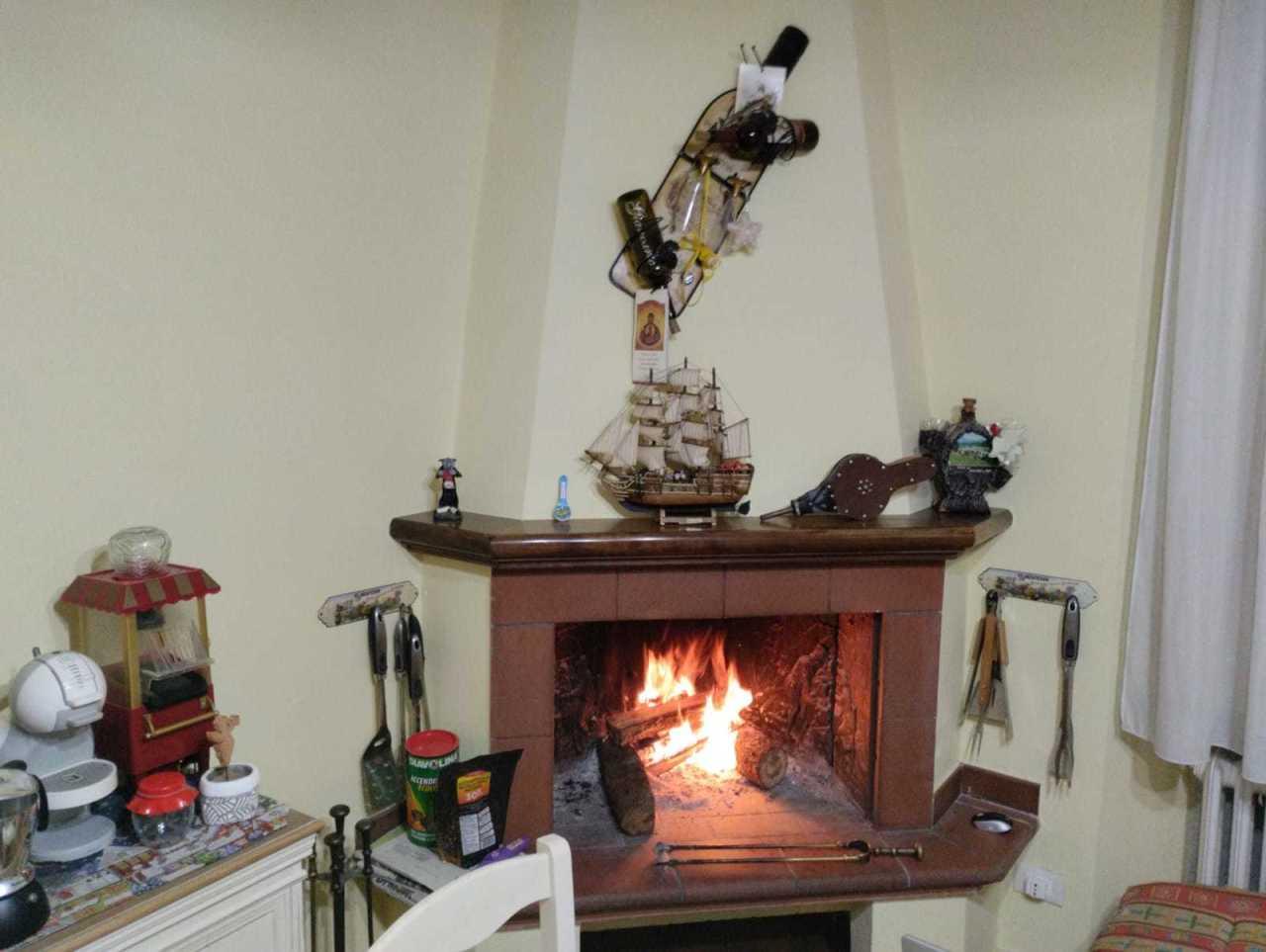 Vendita Quadrivani, Carrara foto