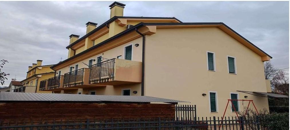 Vendita Eptavani, Pozzoleone foto